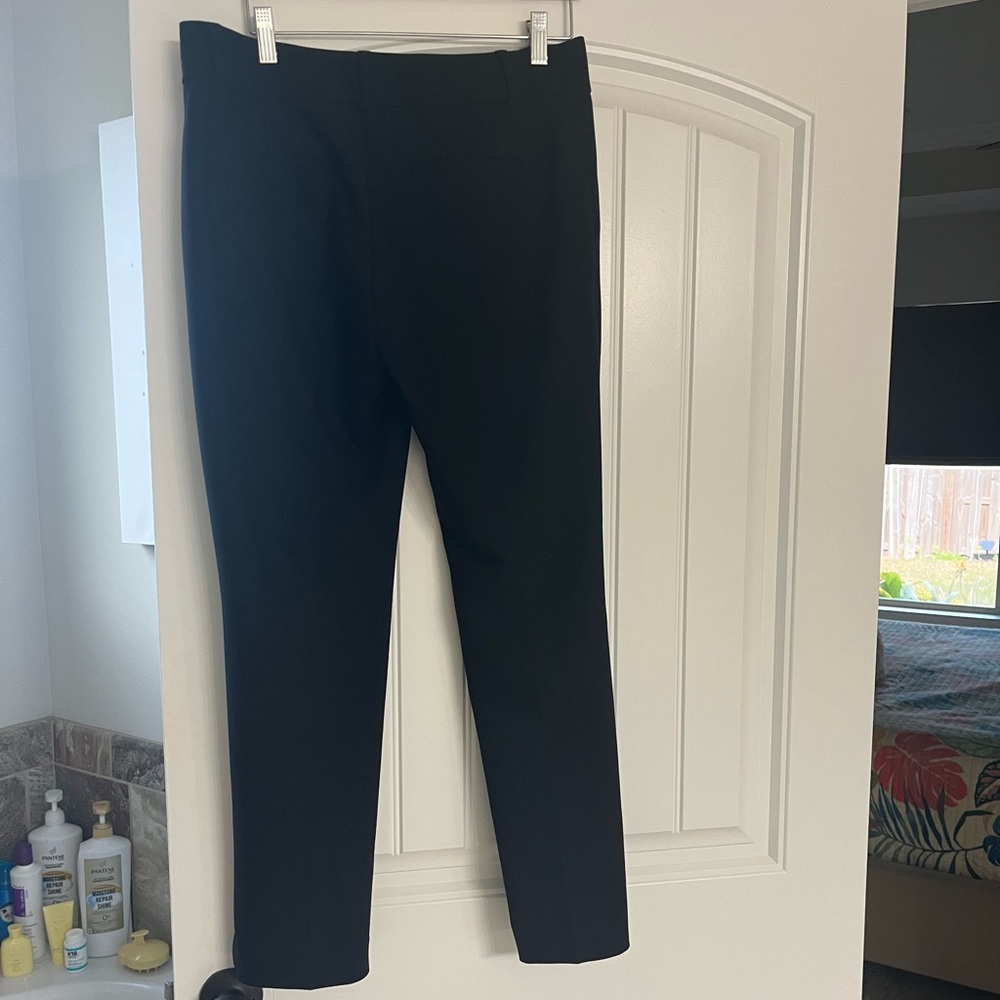 Loft Size 4 Black Trouser